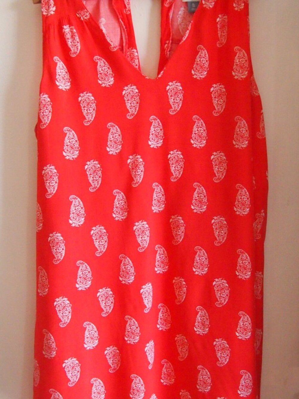 Tank with keyhole back - Old Navy XL